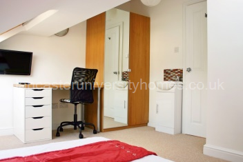 Bedroom 5(i)
