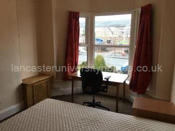 Ground floor double bedroom