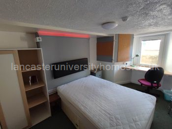 Bedroom 5 (Lower floor front of house)
