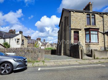 Six bed student house with off road parking